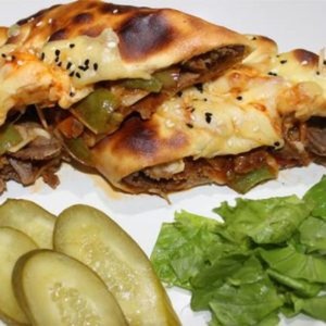 Pide calzone with doner