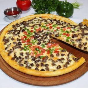 Beef pizza