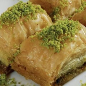 Baklava with walnut