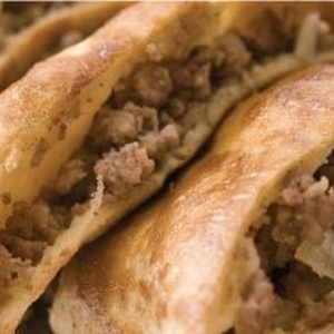 Pide with fried minced meat