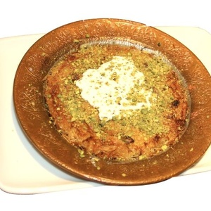 Кюнефе с каймаком