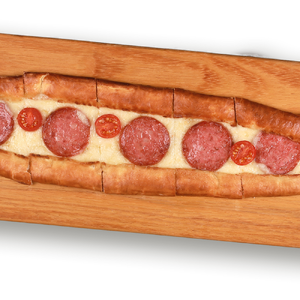 Пиде с сыром и колбасой