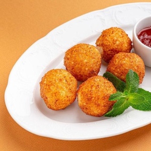 Cheese balls with jam