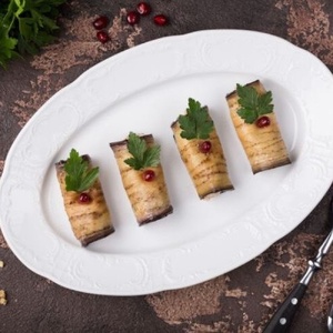 Eggplant rolls with walnut filling