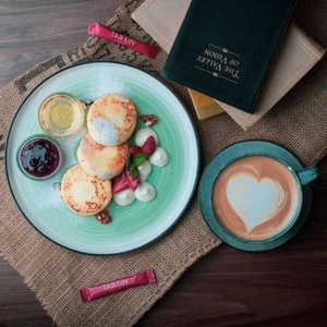 Cheesecakes with honey