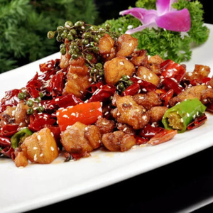 №119 Dry-fried chicken with hot pepper