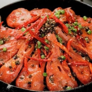 №84 Unusual dish of duck heads