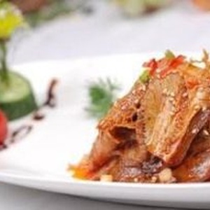 №08 Appetizing veal tongue