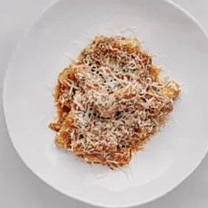 Ригатони в соусе болонеьзе 