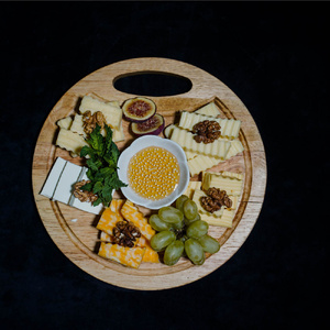 Cheese plateau