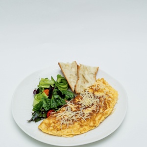  Omelette with cheese