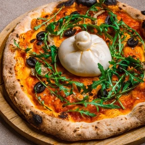 Pizza with Burrata
