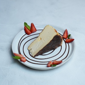  Чизкейк сан-Себастьян с карамельным шоколадом