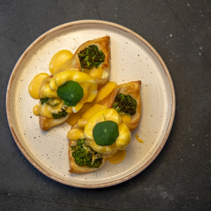  PUFF PASTRY WITH MOZZARELLA AND POACHED EGG