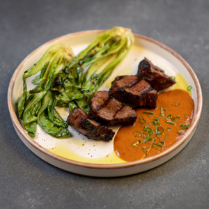 MEDALLION WITH ALDENTE VEGETABLES