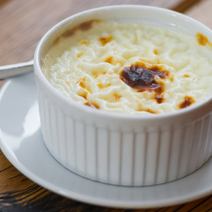 Syutlatch milk dessert