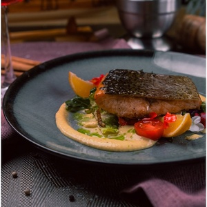 Форель в белом винном соусе