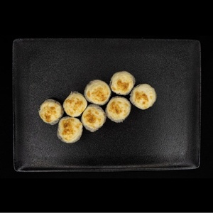 Запеченный ролл с семгой