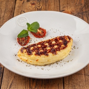 Grilled Halloumi with Sun Dried Tomatoes and Mint