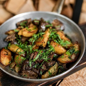  Chicken liver with potatoes