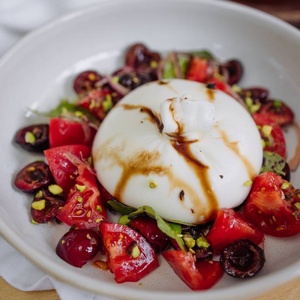  Salad with Burrata, Cherries and Tomatoes