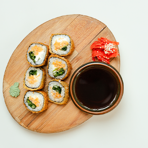 Жареный рол лосось/креветка