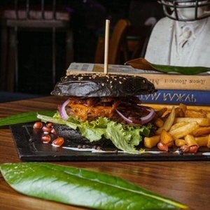 BBQ Burger with Jalapeno