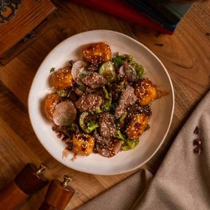 Meat salad with eggplant