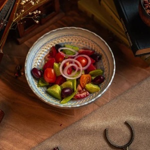 Vegetable salad with kalamata olives