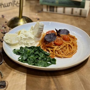  Spaghetti al pomodoro with burrata and spinach