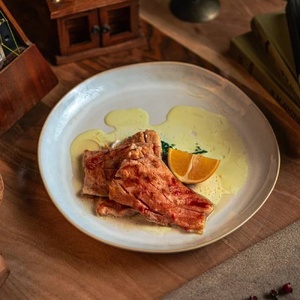 Baked trout with spinach