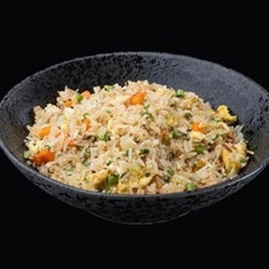 	Жареный рис с яйцом и с овощами 扬州炒饭